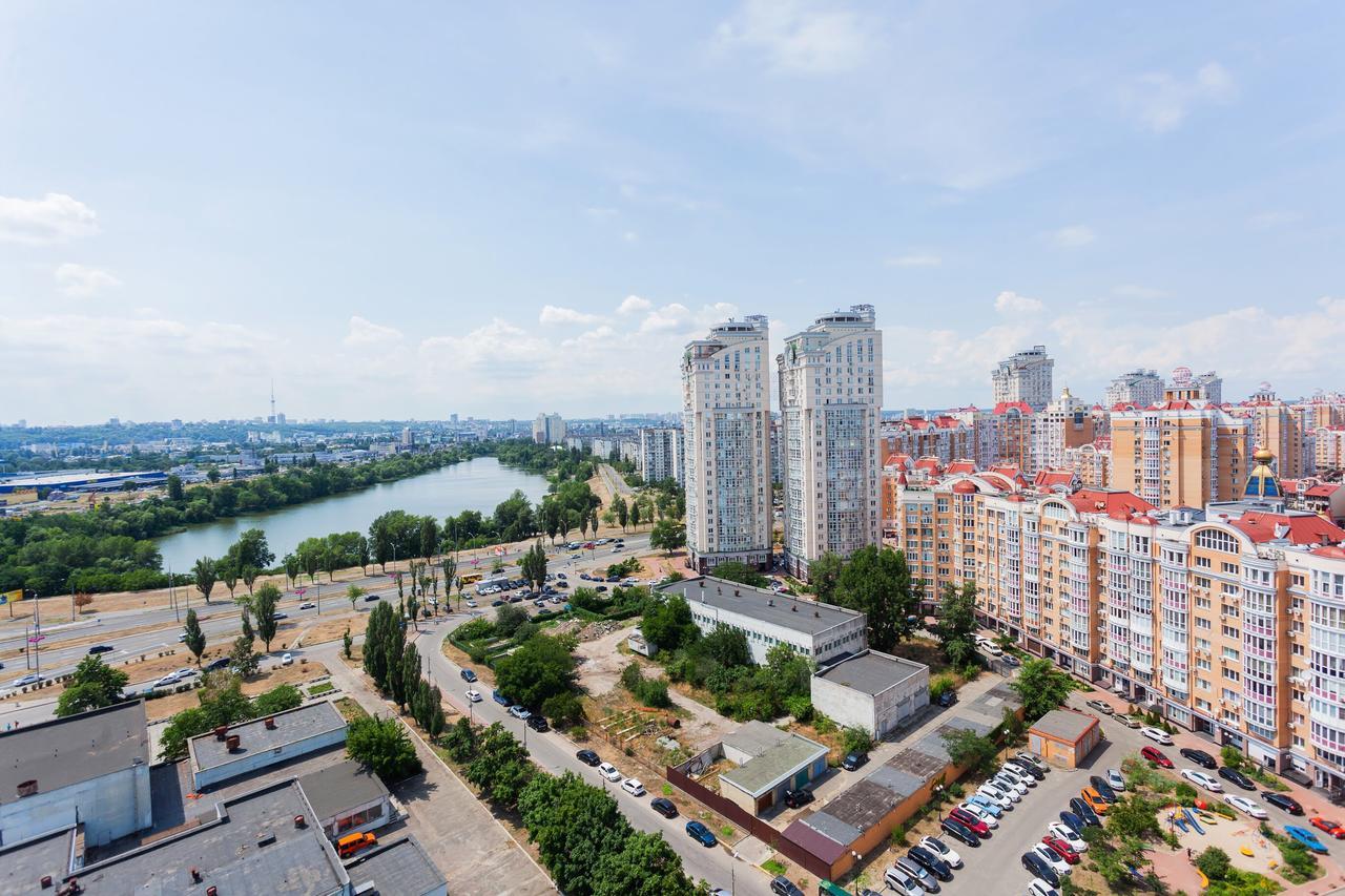 Stylish Views Apartments In The Parasol. Parus .Obolonskaya Embankment キエフ エクステリア 写真
