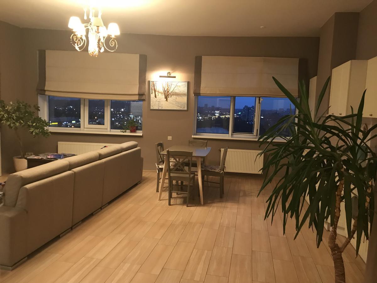 Stylish Views Apartments In The Parasol. Parus .Obolonskaya Embankment キエフ エクステリア 写真