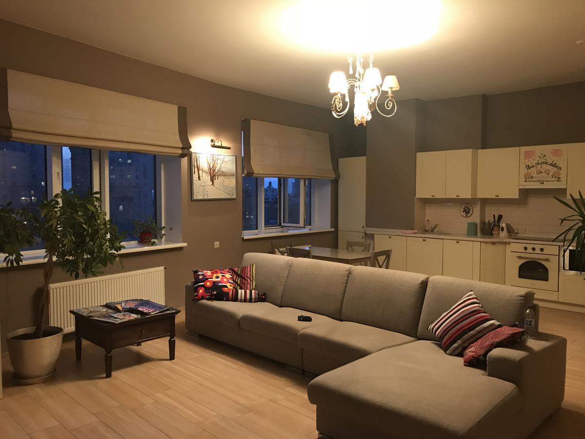 Stylish Views Apartments In The Parasol. Parus .Obolonskaya Embankment キエフ エクステリア 写真